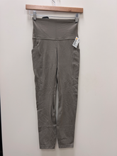Load image into Gallery viewer, Lulu Lemon Athletic Pants Size Small
