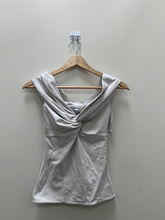 Load image into Gallery viewer, Aritzia Tank Top Size Small

