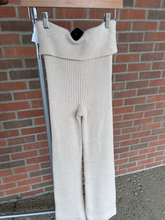 Load image into Gallery viewer, Aerie Pants Size Small
