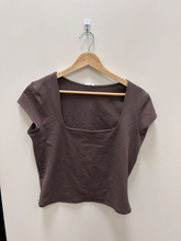 Load image into Gallery viewer, Garage Short Sleeve Top Size Extra Large

