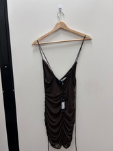 Load image into Gallery viewer, Motel Dress Size Small

