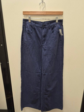 Load image into Gallery viewer, Brandy Melville Pants Size 3/4 (27)
