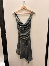 Load image into Gallery viewer, Urban Outfitters ( U ) Maxi Dress Size Small
