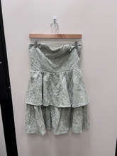 Load image into Gallery viewer, Altar'd State Dress Size Medium
