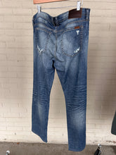 Load image into Gallery viewer, Joe&#39;s Jeans Denim Size 34
