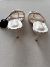 Load image into Gallery viewer, Dress Shoes Womens 8.5
