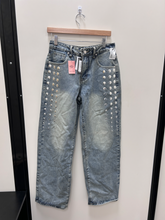 Load image into Gallery viewer, Pretty Little Thing Denim Size 3/4 (27)
