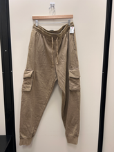 Load image into Gallery viewer, Champion Athletic Pants Size Large
