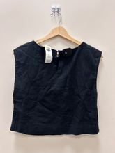 Load image into Gallery viewer, Abercrombie &amp; Fitch Tank Top Size Extra Small
