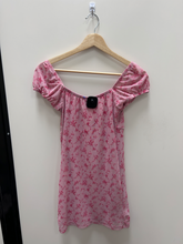 Load image into Gallery viewer, Motel Dress Size Small
