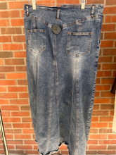 Load image into Gallery viewer, Long Skirt Size Extra Large
