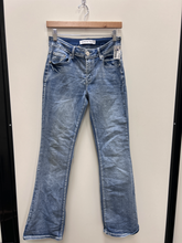 Load image into Gallery viewer, Denim Size 5/6 (28)
