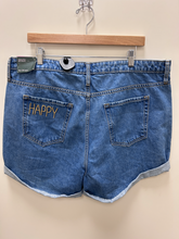 Load image into Gallery viewer, Wild Fable Shorts Size 18/20
