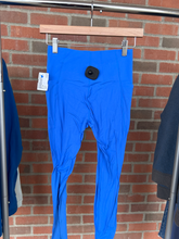 Load image into Gallery viewer, Offline Athletic Pants Size Small
