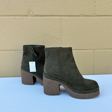 Load image into Gallery viewer, Union Bay Boots Womens 6.5
