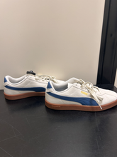 Load image into Gallery viewer, Puma Casual Shoes Womens 9.5
