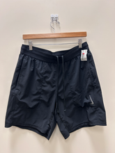 Load image into Gallery viewer, Nike Dri Fit Athletic Shorts Size Large
