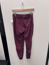 Load image into Gallery viewer, Lululemon Athletic Pants Size Small
