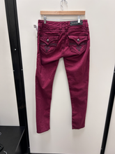 Load image into Gallery viewer, Rock Revival Denim Size 30
