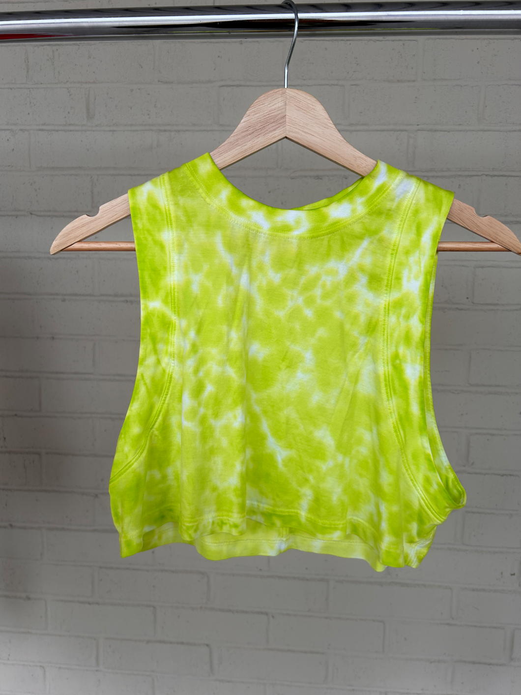 Lulu Lemon Athletic Top Size Small