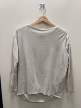 Load image into Gallery viewer, Lulu Lemon Athletic Top Size Medium
