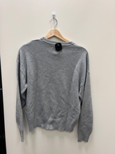 Load image into Gallery viewer, Aeropostale Sweater Size Extra Small
