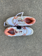 Load image into Gallery viewer, Adidas Womens Athletic Shoes Womens 11.5
