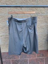 Load image into Gallery viewer, Nike Dri Fit Athletic Shorts Size Large
