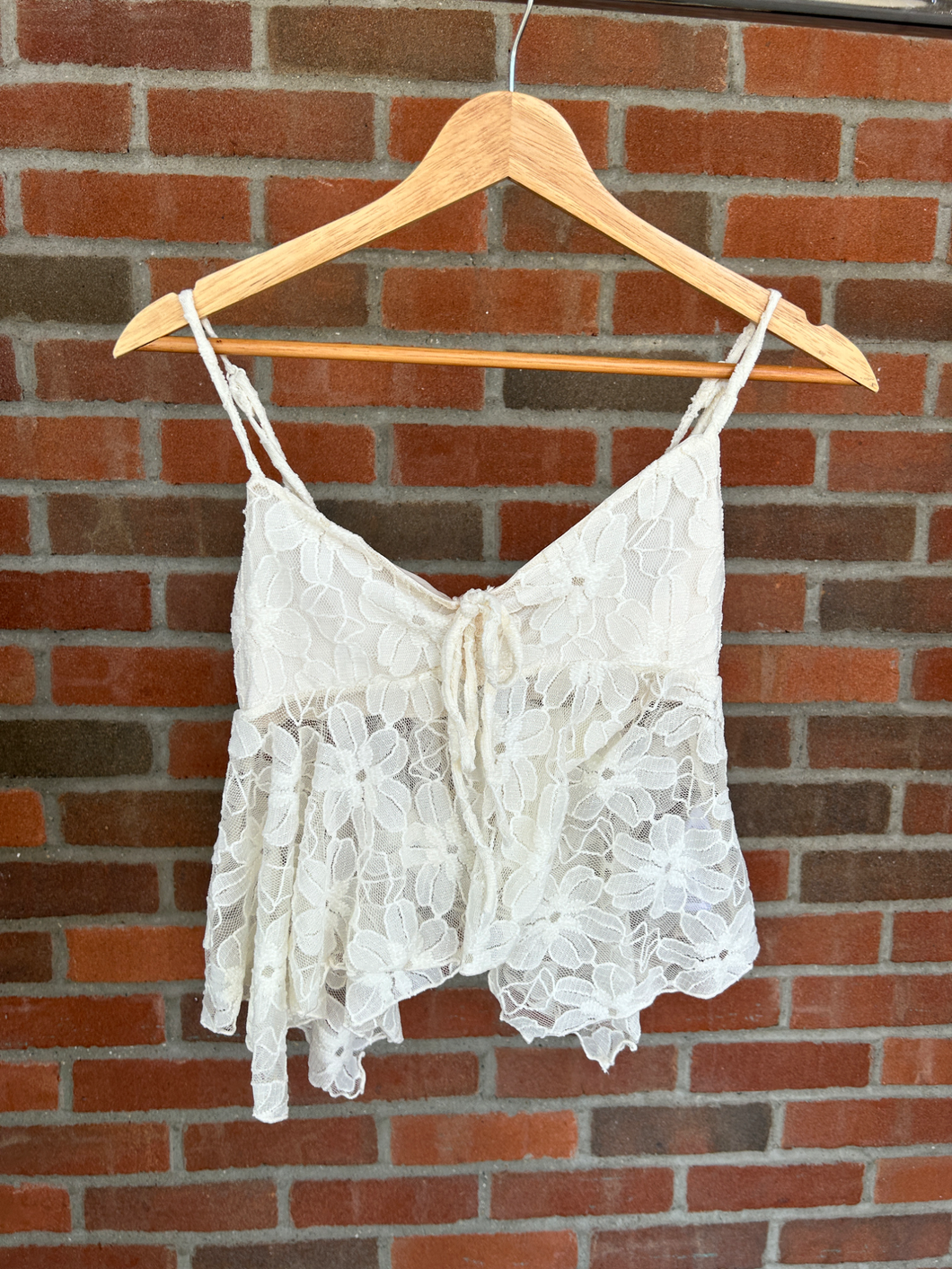 Kimchi And Blue Tank Top Size Small