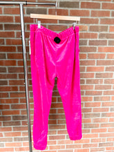 Load image into Gallery viewer, Juicy Couture Pants Size XXL
