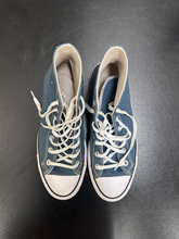 Load image into Gallery viewer, Converse Womens Athletic Shoes Womens 8.5
