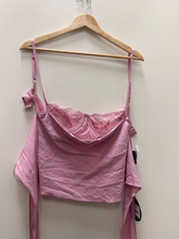 Load image into Gallery viewer, White Fox Tank Top Size Small
