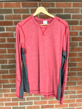 Load image into Gallery viewer, Lulu Lemon Athletic Top Size Medium

