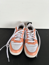 Load image into Gallery viewer, Nike Casual Shoes Womens 7
