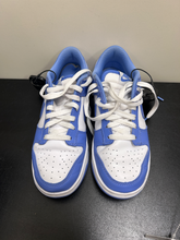 Load image into Gallery viewer, Nike Womens Athletic Shoes Womens 6
