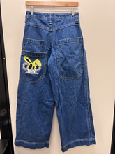 Load image into Gallery viewer, Denim Size 2 (26)
