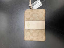 Load image into Gallery viewer, Wallet
