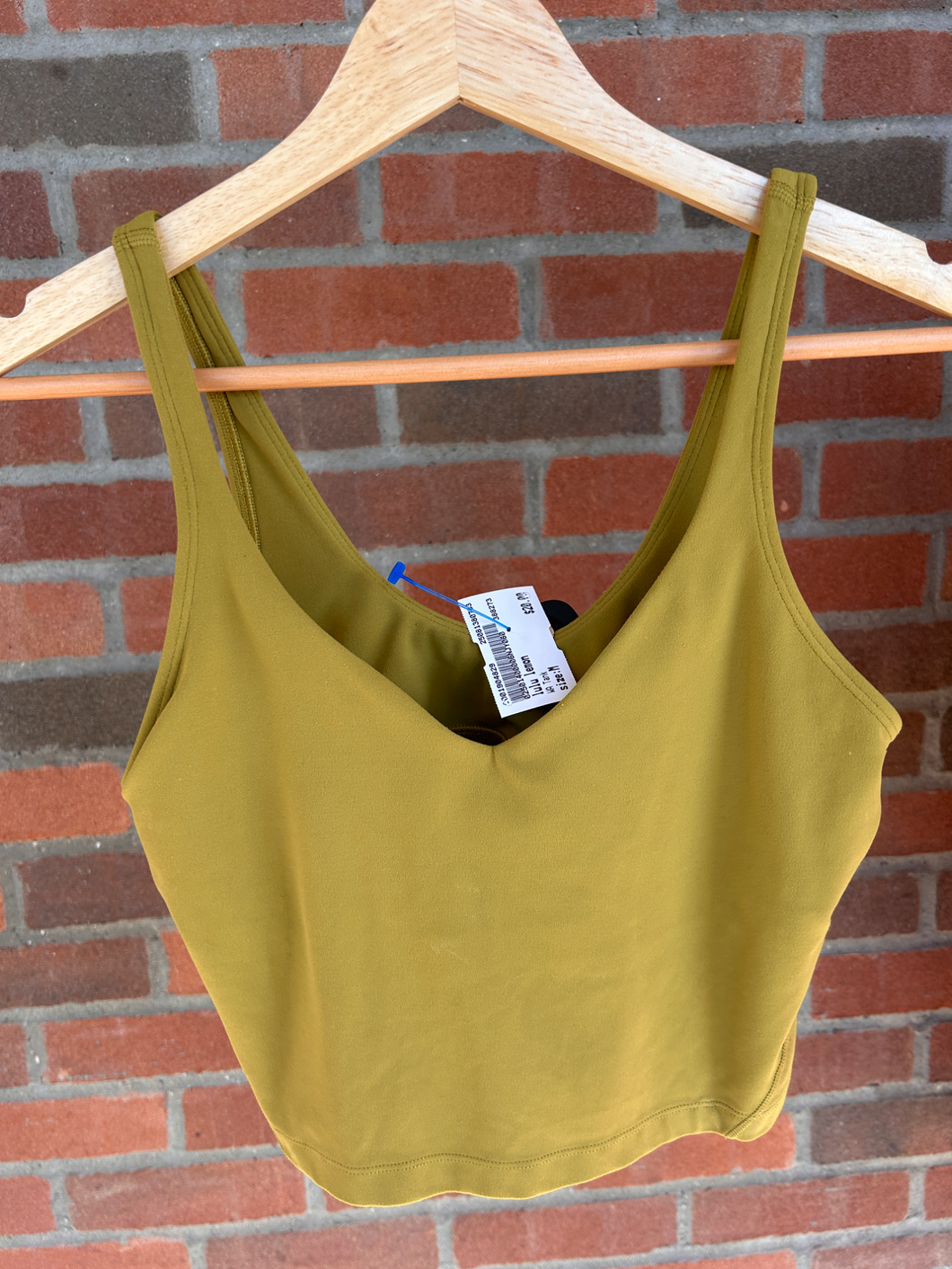 Lulu Lemon Athletic Top Size Medium